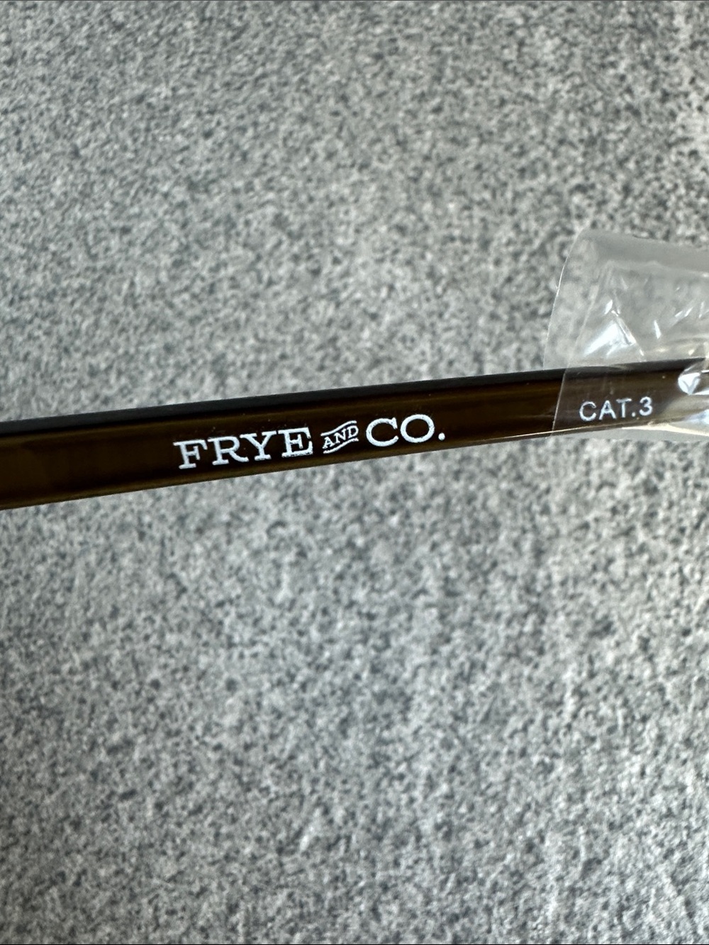 NWT FRYE Savannah Women’s Sunglasses in Olive Gold Slim Oval Metal Frame No Case - Picture 9 of 14
